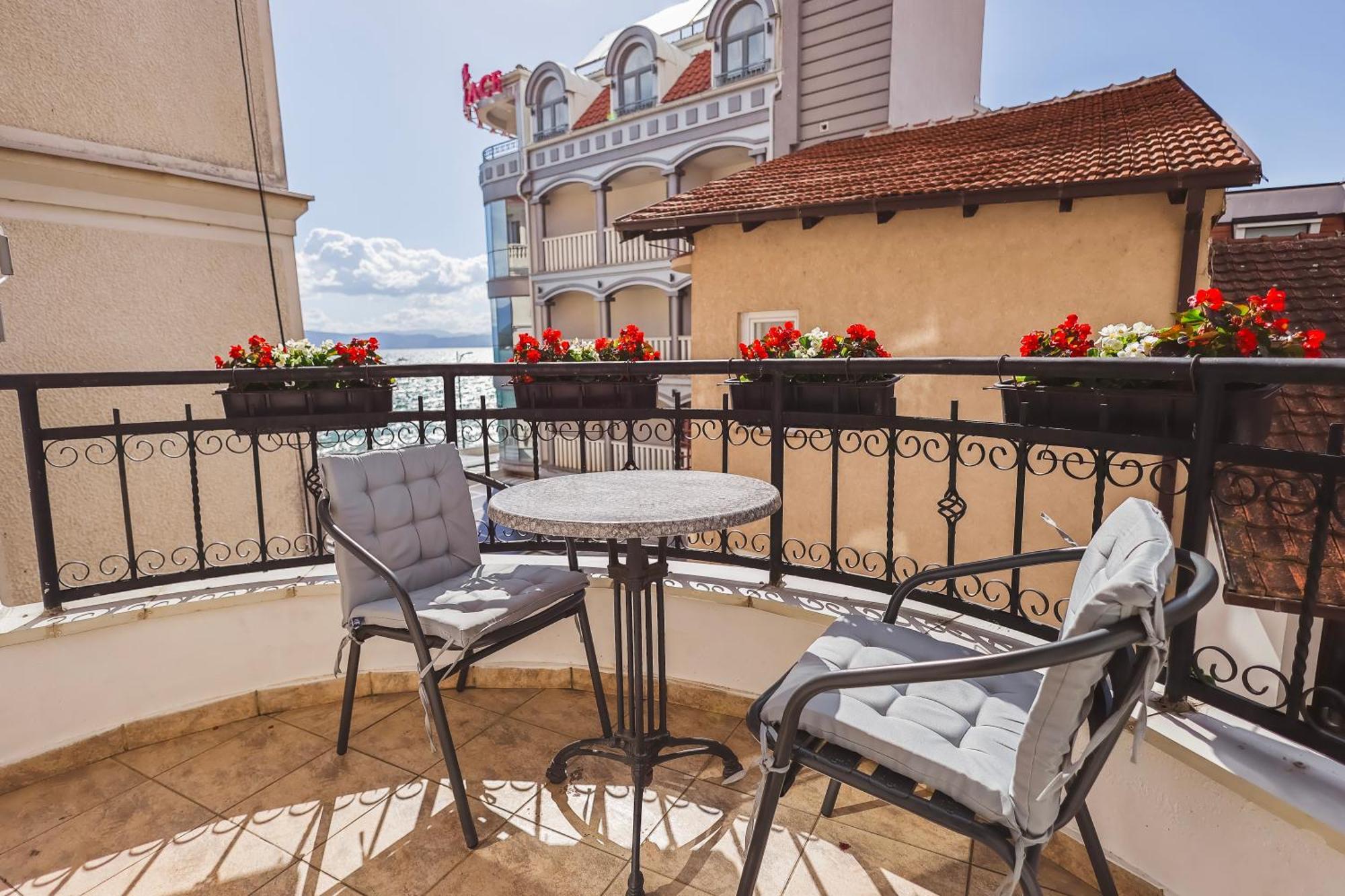 Ammotti Hotel Охрид Экстерьер фото